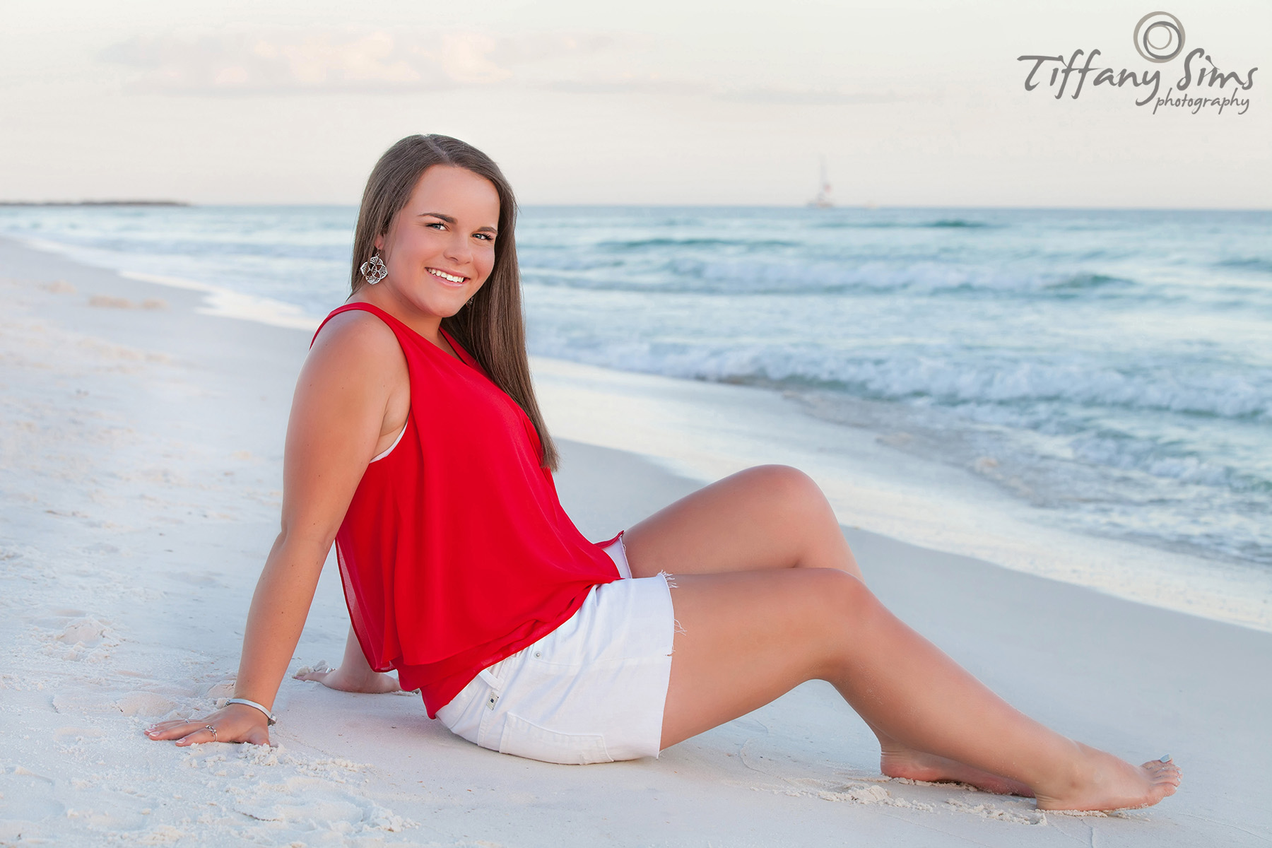 Destin Photography by Tiffany Sims Photography #destin #destinphotography #destinbeachphotography #30aphotography #30abeachphotography #destinphotographer #30aphotographer #fortwaltonbeachphotography #okaloosaislandphotography | RC39rw